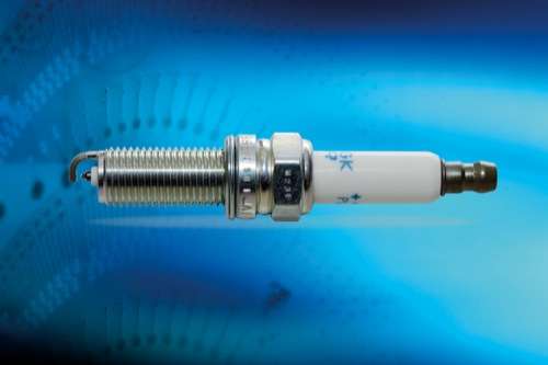  Neue Zündkerze für Mercedes