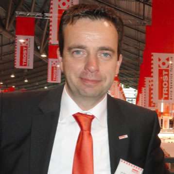  Trost mit Geschäftsverlauf sehr zufrieden