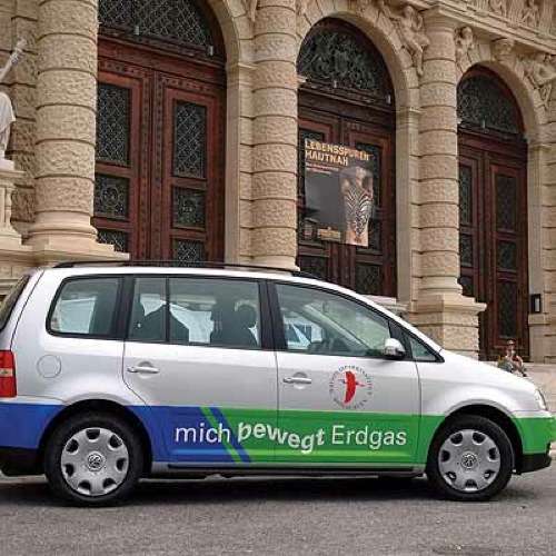  VW Touran mit Erdgasantrieb: Vorsorglicher Gasflaschen-Austausch 