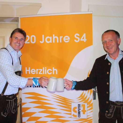  Ausgelassenes Geburtstagsfest