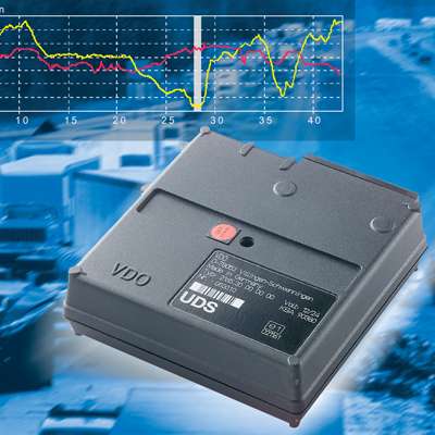  Black Box auch unter der Motorhaube?  