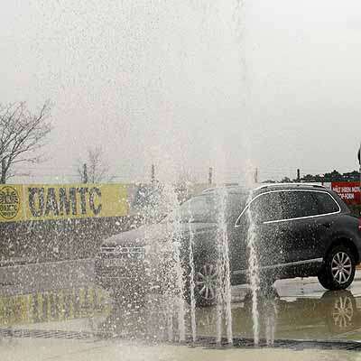  Fahrtechnik-Zentren gut gebucht