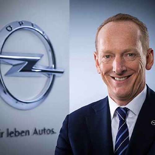  Neumann soll den „Blitz“ retten