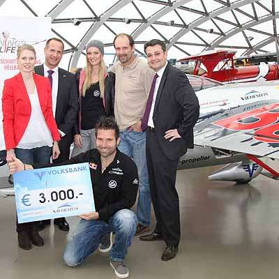  Apollo Vredestein Österreich spendet Wings for Life 3.000 Euro
