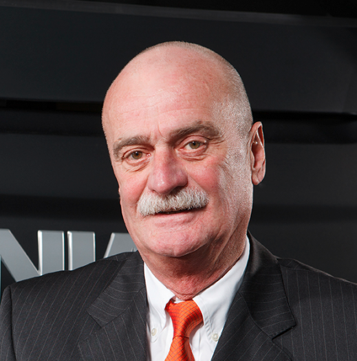  Erfahren im Busverkauf