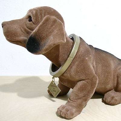  Häkelrolle schlägt Wackeldackel