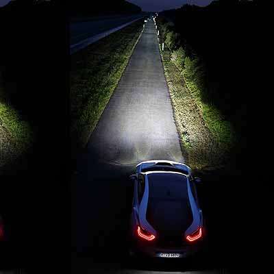  Laserlicht macht Nacht zum Tag