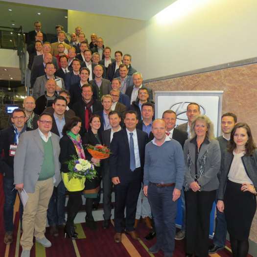  Hyundai stimmt sich auf 2015 ein 