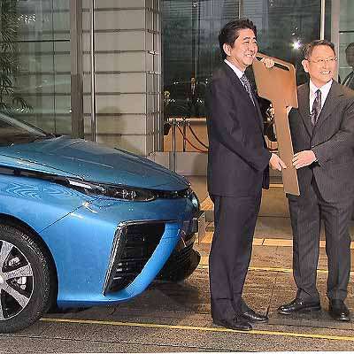  Erster Mirai für japanischen Premier
