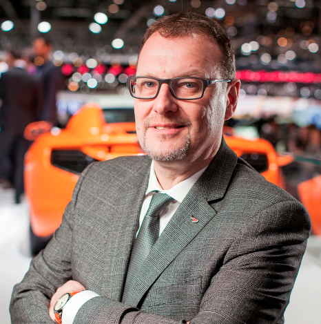  Von Nissan zu McLaren