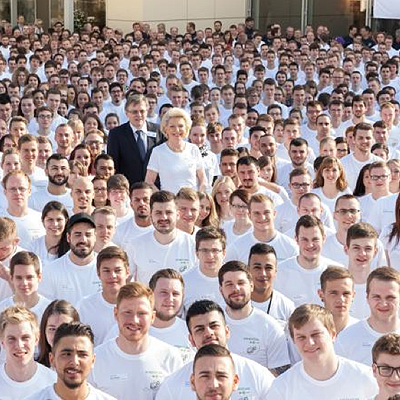  Großes Lehrlings-Treffen bei Schaeffler