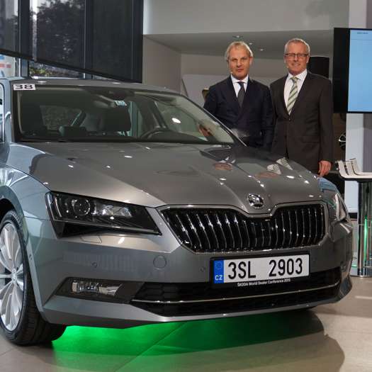  Alle Welt kommt nach Wien