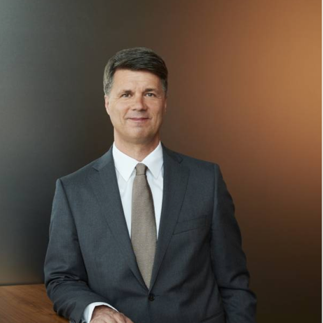  Unter neuer Führung