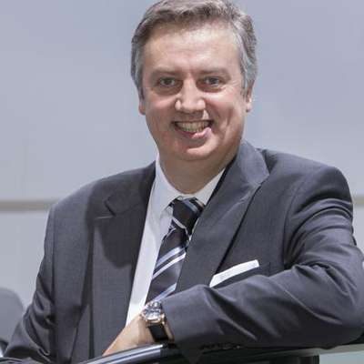  Nissan wirbt bei Toyota ab