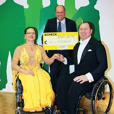  Denzel spendet für guten Zweck