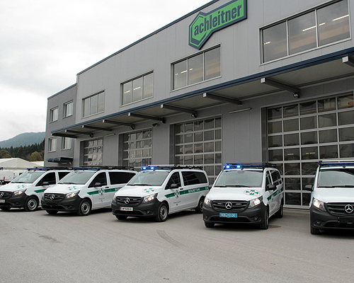  5 Allradfahrzeuge für Tiroler Bergrettung 