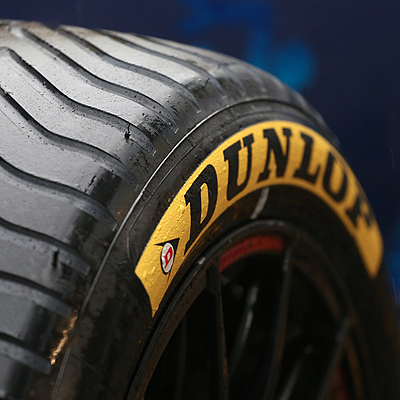  Neue Rennsport-Reifen