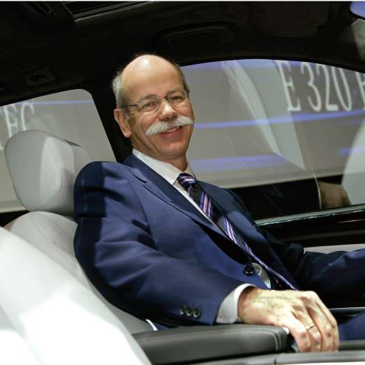  Zetsche neuerlich im ACEA-Fahrersitz