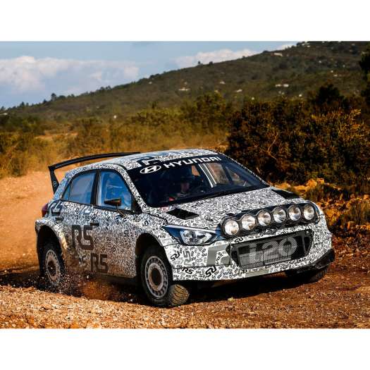  Hyundai R5-Rallyeprojekt geht in Testphase