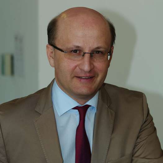  Neues Engagement für Jelinek