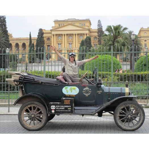  Mit dem Oldtimer um die Welt