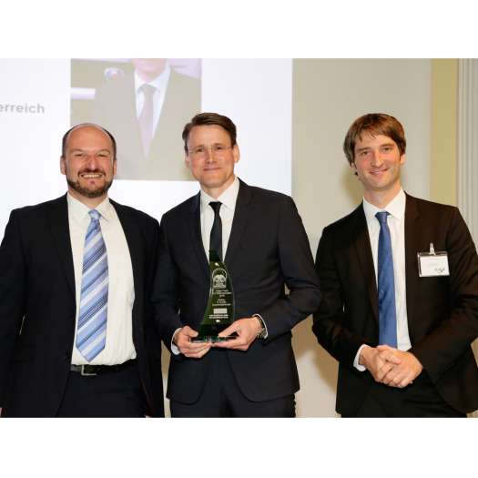  Umweltpreis für Hybridmodul abgeholt