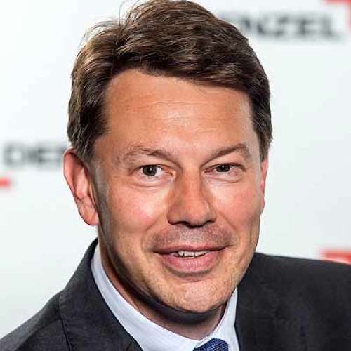  Mehr als 40.000 Fahrzeuge 