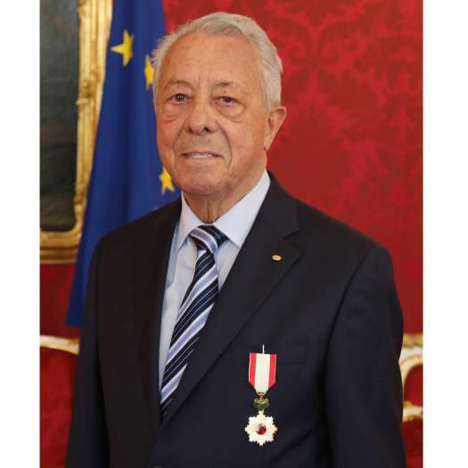  „Toyota“-Frey von Japan hoch dekoriert