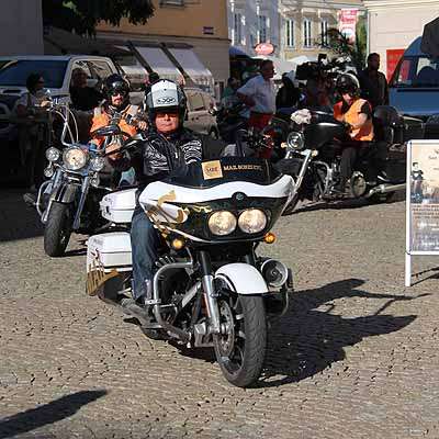  Erfolgreiche Charity-Tour