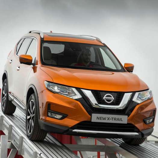  Nissan enthüllt X-Trail-Update