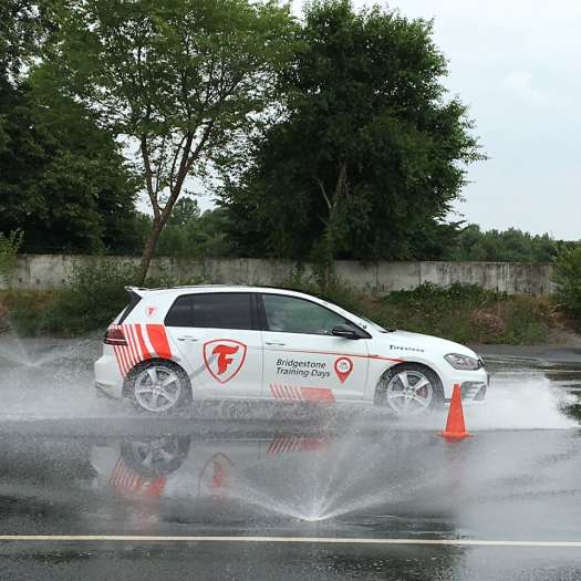  Verkäufer zu Praxistests geladen