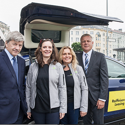  Im Tesla in die Wüste