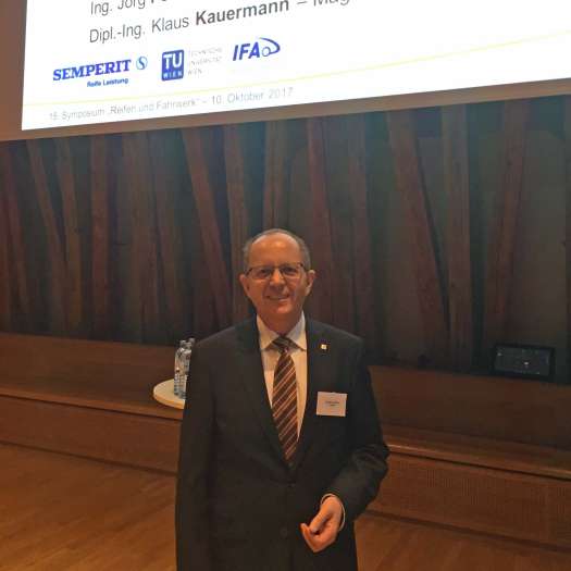  Reifensymposium ging Luft aus