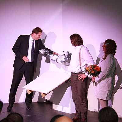   Industrie und Kunst vereint