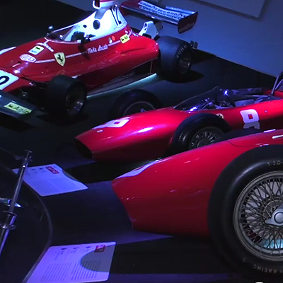  Ferraristi stürmen Museen