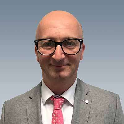  Neuer Vertriebsleiter