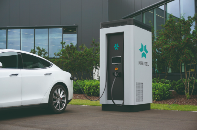  Schnelllader mit Speicher