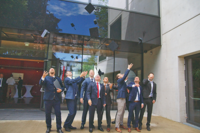  Karriere-Kick für Auto-Profis