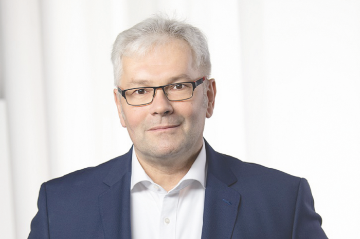  Österreicher als neuer Chef