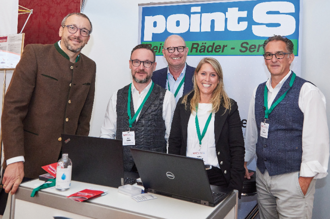  Mit eigenem Lager gut gerüstet