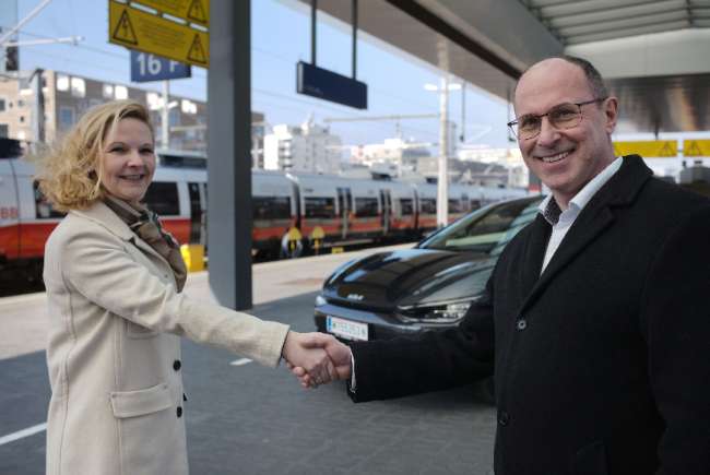  Kia am Zug