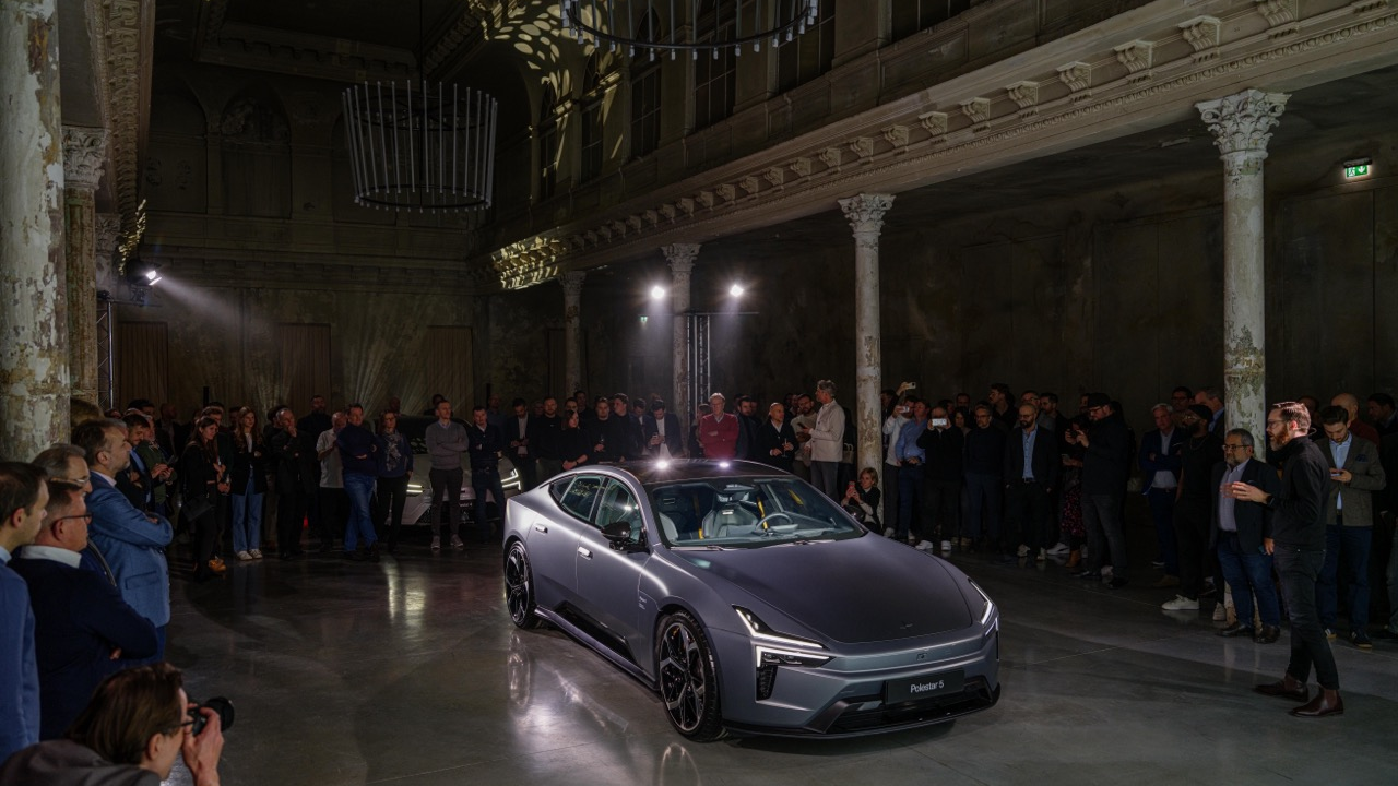 Polestar 5: Eroberung der Boulevards