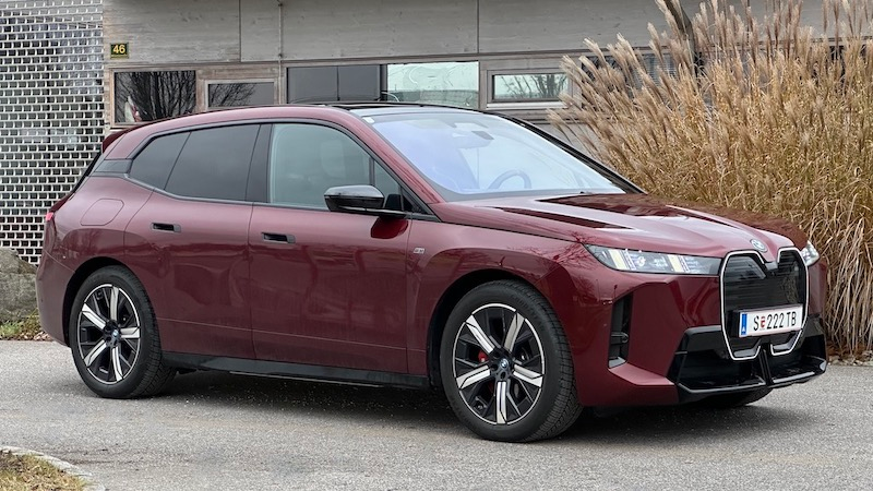 BMW iX M70 xDrive im Test